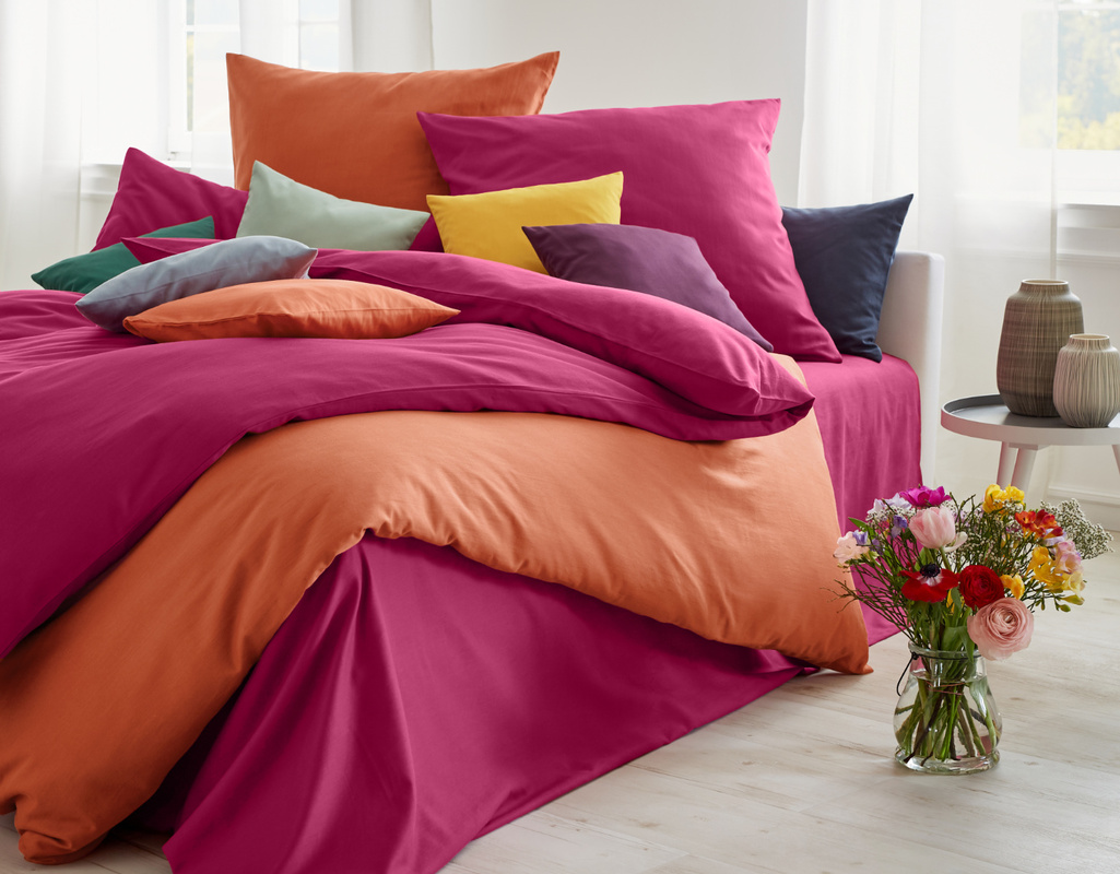 bio-satin-bettwaesche-classic-sangria-orange-cotonea-bett-2